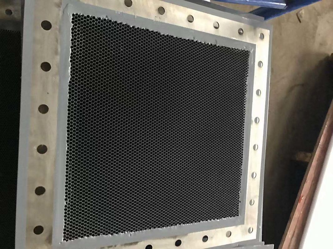 4.8mm 300x300Mm Steel EMI Honeycomb Air Vents Panel For Mrictxray Room