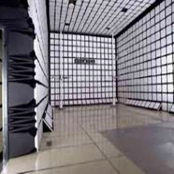 1MHz To 3GHz 110dB Semi EMC Anechoic Chamber Room MRI Shielding Enclosures